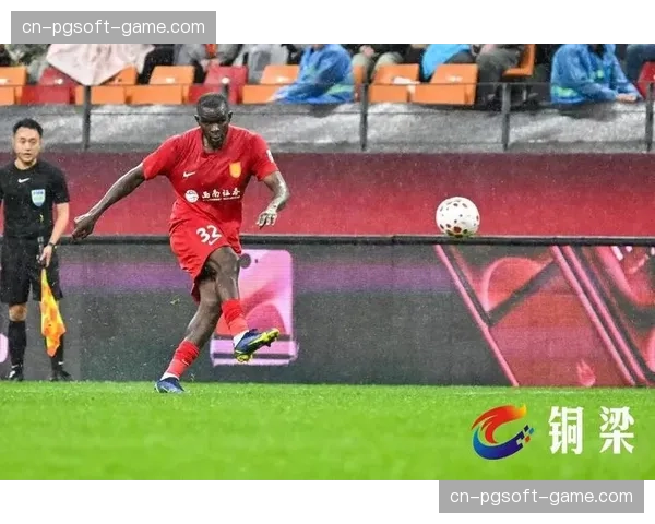 重庆铜梁龙中场拦截高效 场均抢断数位列联赛前三